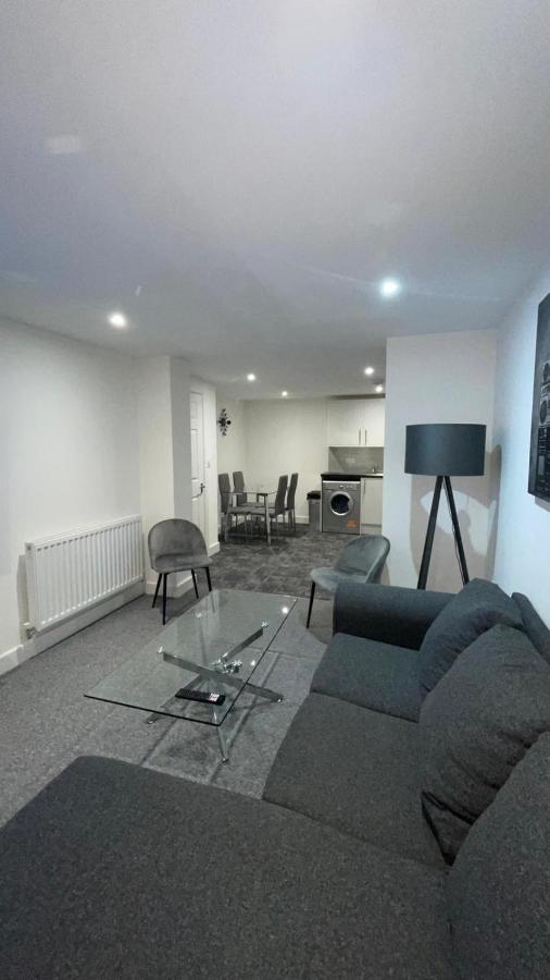 2 Bed Room Luxury Apartment In Old Kent Road Londýn Exteriér fotografie