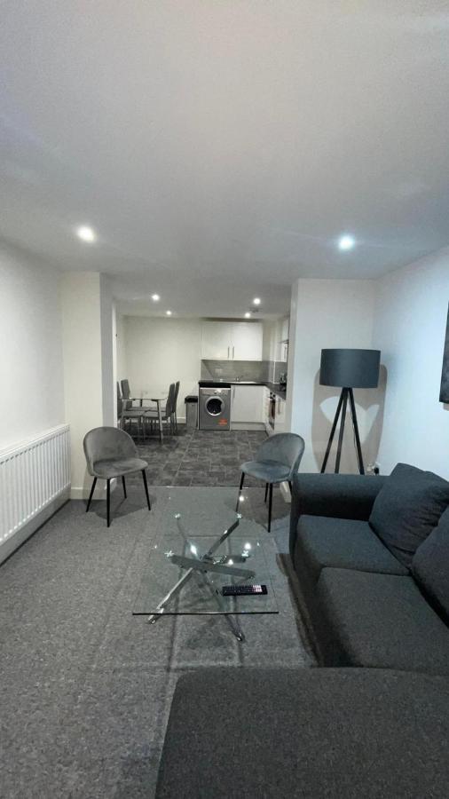 2 Bed Room Luxury Apartment In Old Kent Road Londýn Exteriér fotografie